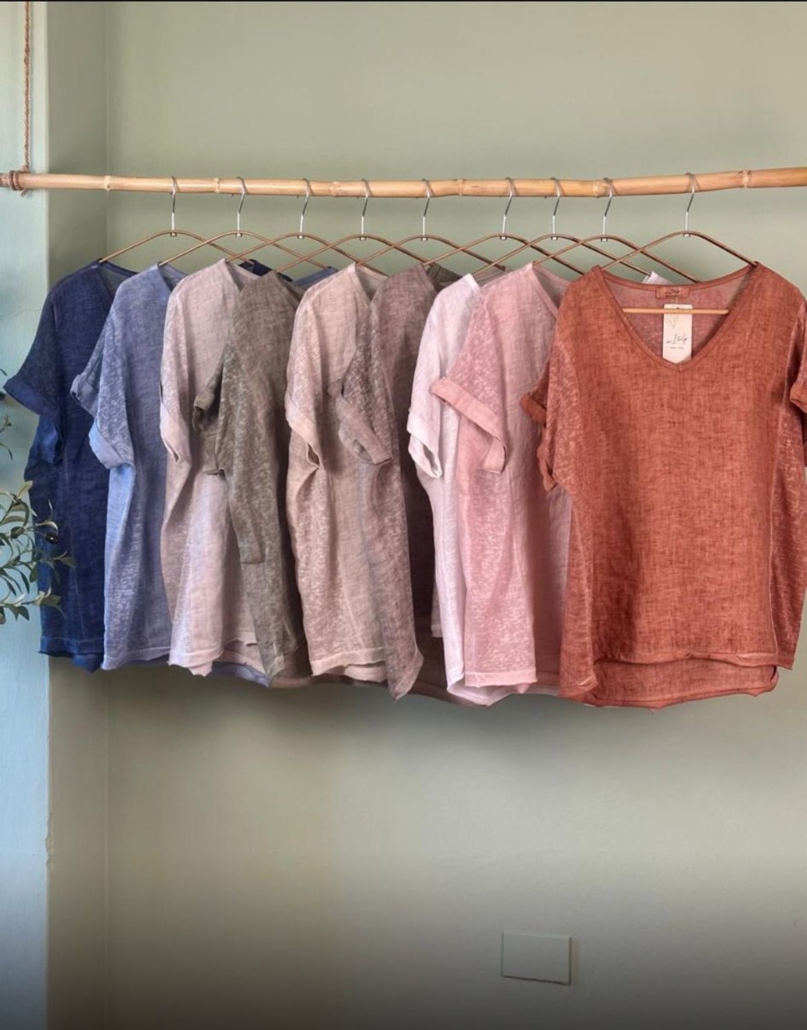 The Perfect Linen V-Neck Top- Anicoletta's Boutique | Fashion Forward Luxury Women's Clothing