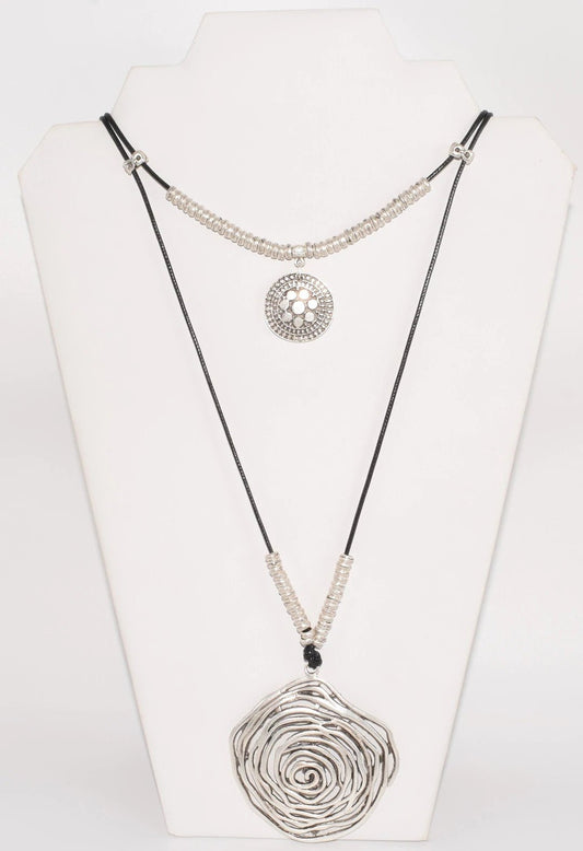 The Silver Flower Turkish Necklace- Anicoletta's Boutique | Fashion Forward Luxury Women's Clothing